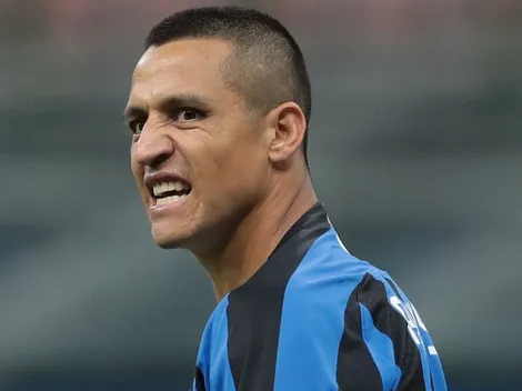 Alexis ingresa desde el banco con golazo