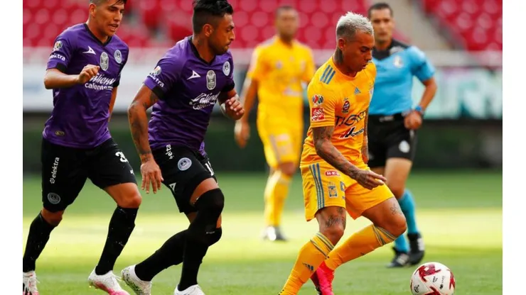 El fútbol mexicano se ve amenazado por el coronavirus.