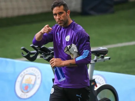 Bravo saluda a niño que se fabrica su propio arco