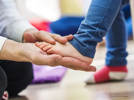 Los beneficios de la ley Crianza Protegida que asegura el postnatal de emergencia