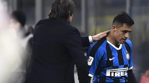 Antonio Conte y Alexis Sánchez.