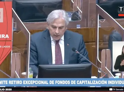 Senador Moreira termina su intervención citando al Dalai Lama y genera burlas en redes sociales