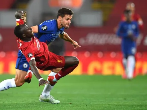 Liverpool le gana un partido de manicomio a Chelsea