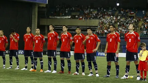 Hans Martínez (17) en la Roja tercera de Canadá 2007.