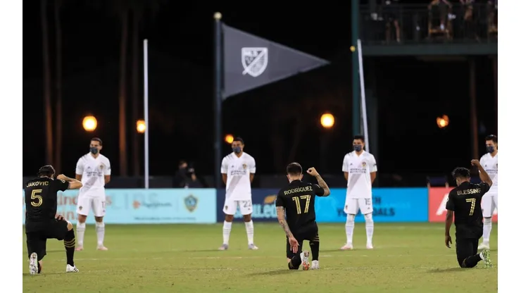Se deifne el grupo de Los Angeles y LA Galaxy.