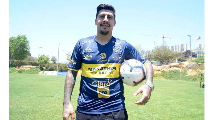 El delantero chileno causó escozor en la prensa peruana al asegurar que el pisco es chileno.