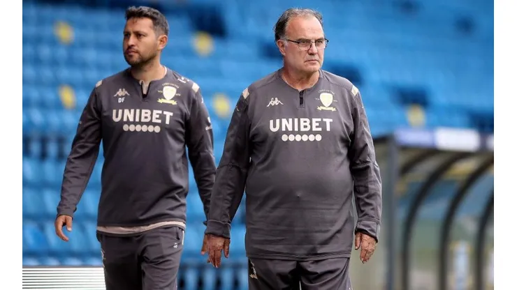 Bielsa puede perder a uno de sus ayudantes técnicos.