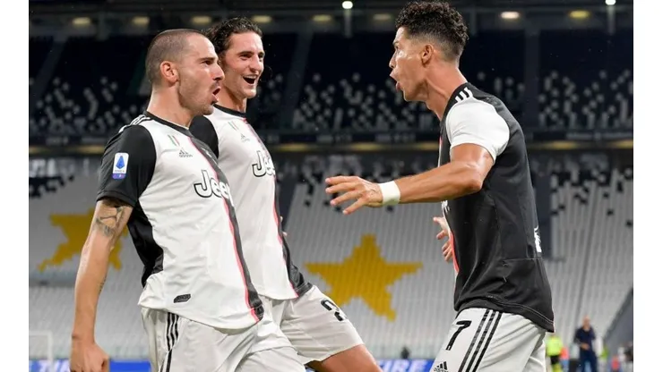Cristiano Ronaldo anotó un doblete para Juventus ante Lazio