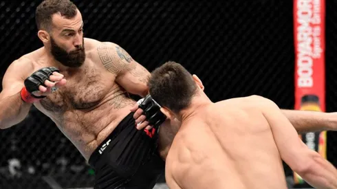 Dolidze se impuso con un increíble KO en su debut en UFC