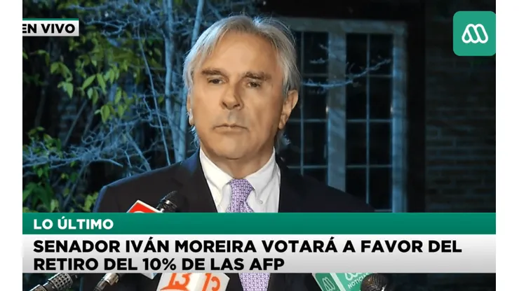 El Senador de la UDi hizo el anuncio la noche de este viernes en un punto de prensa.