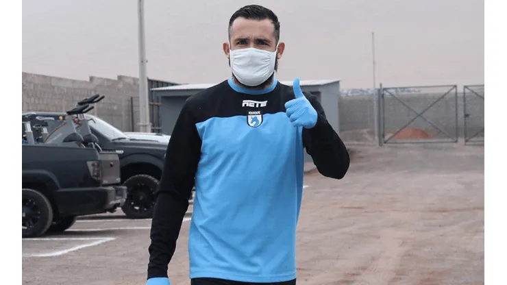 Matías Donoso en el regreso a los entrenamientos de Iquique