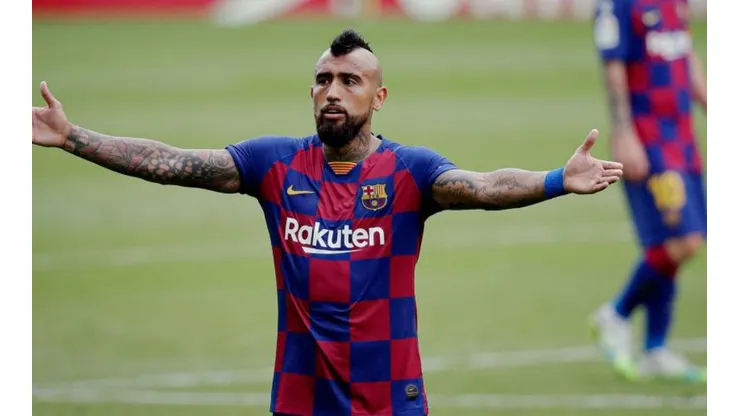 Arturo Vidal no pudo hacer más para ayudar al Barcelona y perdió la oportunidad de sumar su novena estrella seguida