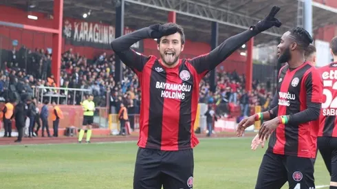 El volante dijo que está feliz en Turquía.