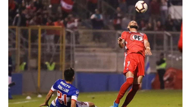 Marcelo Larrondo no la pasa bien luego de partir de Unión La Calera
