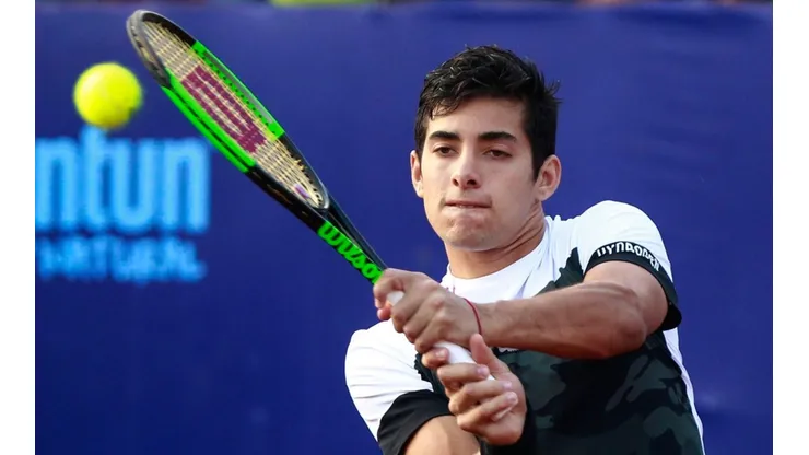 Gago ha tenido un largo periodo sin competir, específicamente desde el pasado 28 de febrero, cuando se retiró del ATP 250 de Santiago por dolor de espalda.