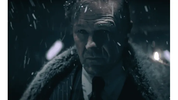 Sean Bean entre la nieve del desolado mundo de "Snowpiercer".