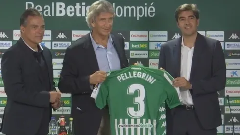 Manuel Pellegrini firmó un contrato por tres temporadas en el Betis de España