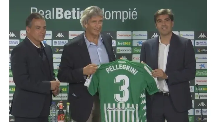 Manuel Pellegrini firmó un contrato por tres temporadas en el Betis de España