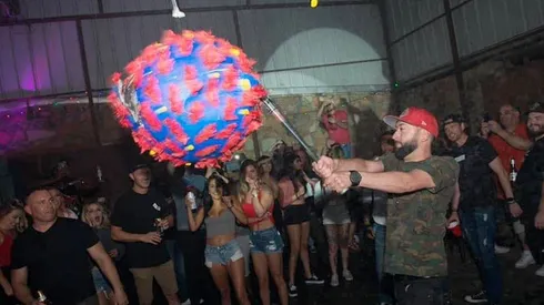 Las peligrosas fiestas covid-19 cobran a su primera víctima fatal