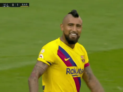 Video: Arturo Vidal anota un mega golazo para Barcelona