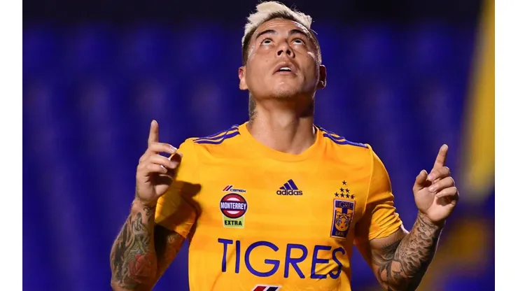 Vargas es seguido por el fútbol brasileño.