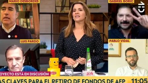 Gabriel Boric dejó a Montserrat Álvarez hablando sola.