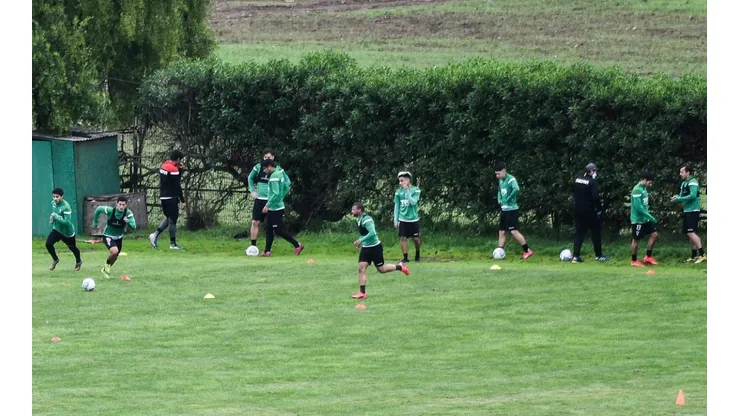 Santiago Wanderers es uno de los clubes que ya volvió a los entrenamientos