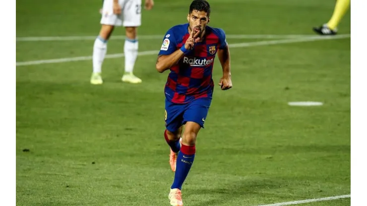 Suárez se convirtió en el tercer máximo goleador de Barcelona.