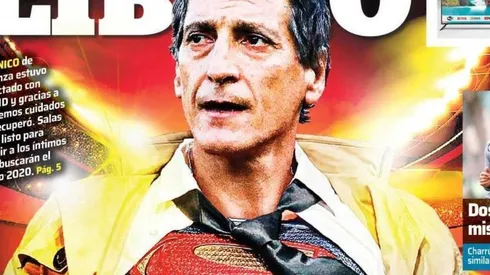 En portada y como Superman, Mario Salas celebra estar libre de coronavirus