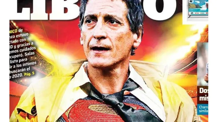 En portada y como Superman, Mario Salas celebra estar libre de coronavirus