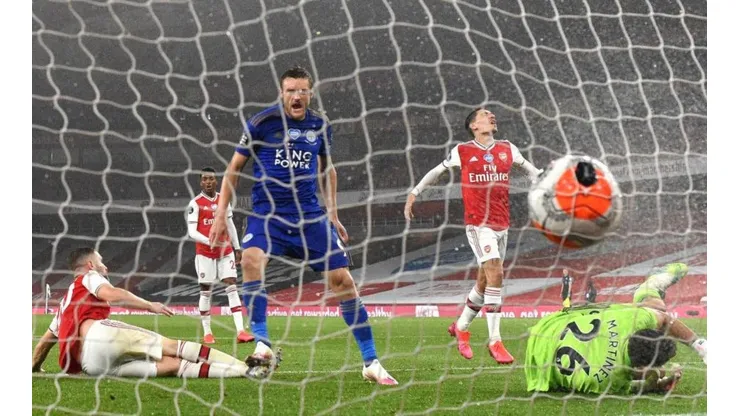 Leicester empató en el final del partido gracias a Vardy