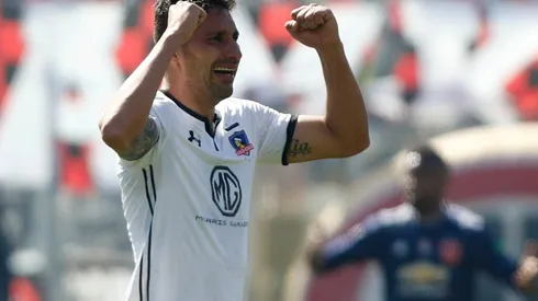 El defensor quiere renovar su contrato con Colo Colo.