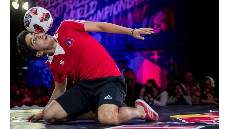 Diego Urzúa fue el participante mejor evaluado de la fase uno del Red Bull Street Style 2020.