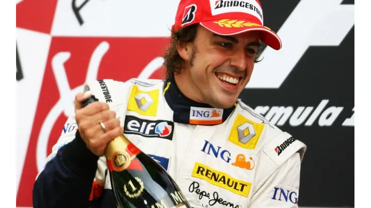Fernando Alonso habría firmado un contrato de 3 años para pilotar por tercera vez junto a Renault en la Fórmula 1.