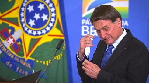 Jair Bolsonaro no ha sido muy amigo de la mascarilla.
