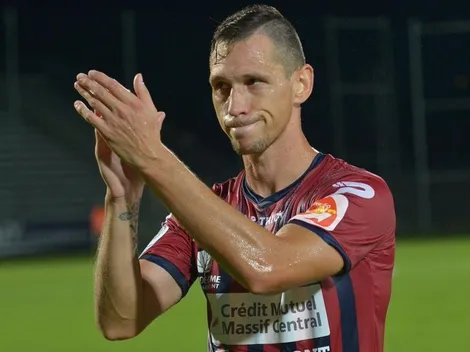 Futbolista jugó un partido con covid-19 y contagió a 20 personas