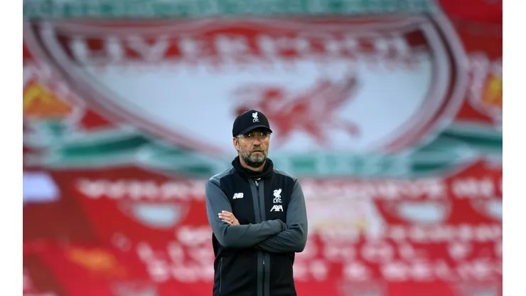 Klopp dirigiendo al Liverpool campeón