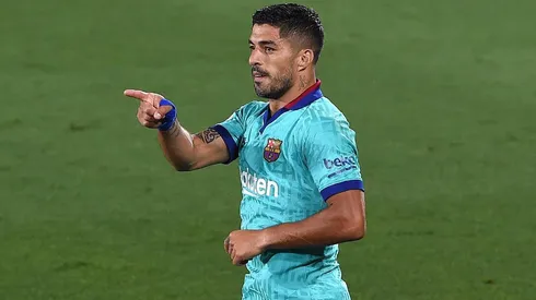 Suárez hace historia en el Barça