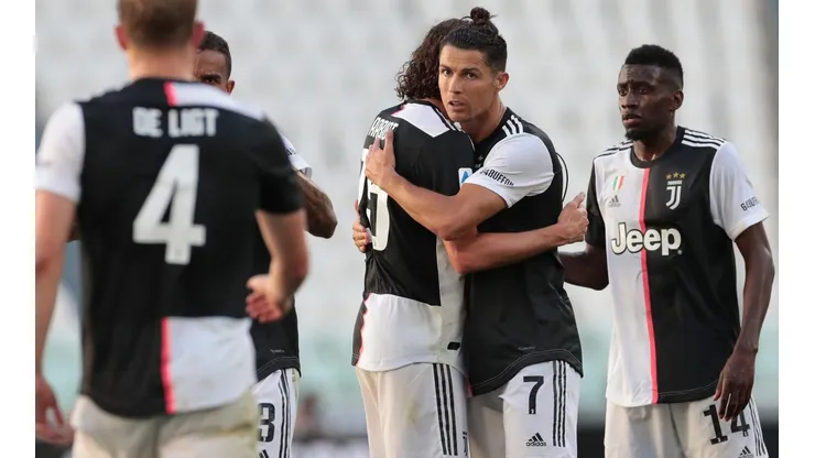 Festejos de Juventus contra Torino.
