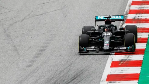 Lewis Hamilton y Valtteri Bottas, de Mercedes, dominaron ambas prácticas libres del GP de Austria
