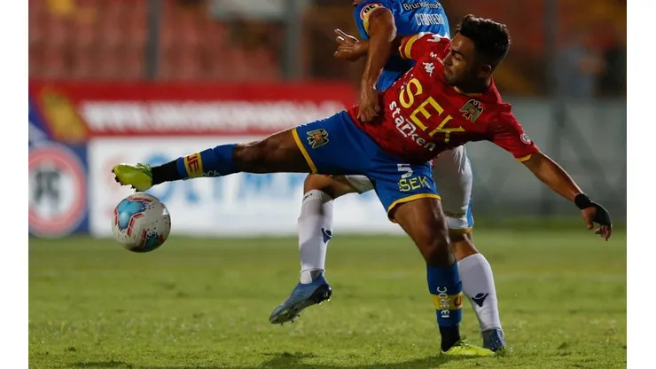 Mario Sandoval seguirá en Unión Española hasta fin de año