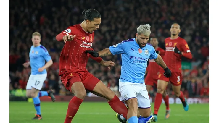 Liverpool y Manchester City nuevamente se ven las caras, ahora con los Reds como flamantes campeones de la Premier League.