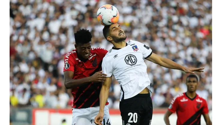 Colo Colo enfrenta un nuevo problema legal, ahora con Umbro