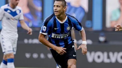 Alexis celebra su gol contra el Brescia.