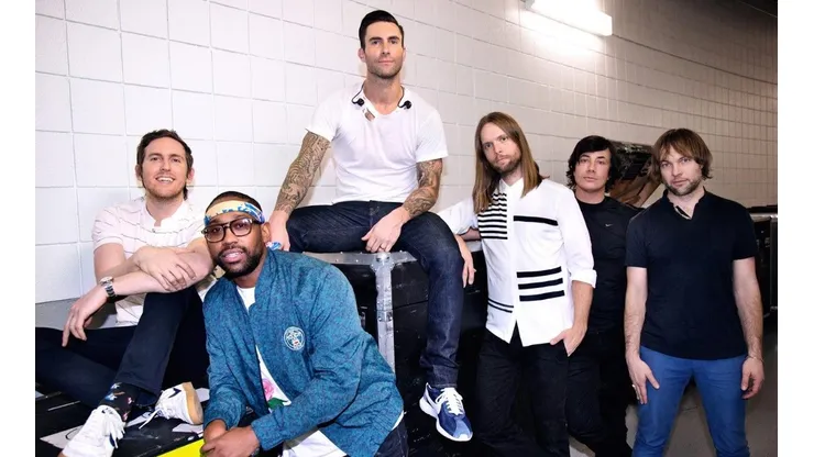 Maroon 5 en pleno, durante el backstage de uno de sus shows.
