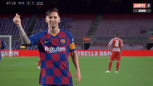 Lionel Messi celebra su gol clave en Barcelona