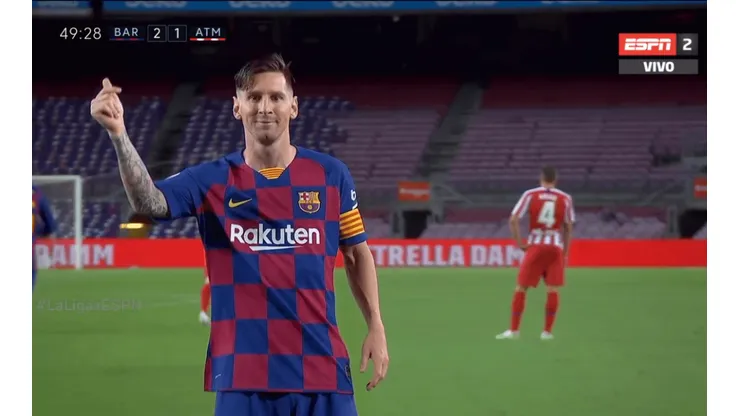Lionel Messi celebra su gol clave en Barcelona