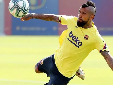 Video: Vidal marca un golazo en la práctica de Barcelona