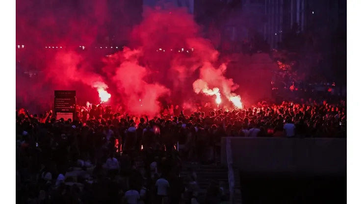 Hinchas del Liverpool celebrando en Pie Head