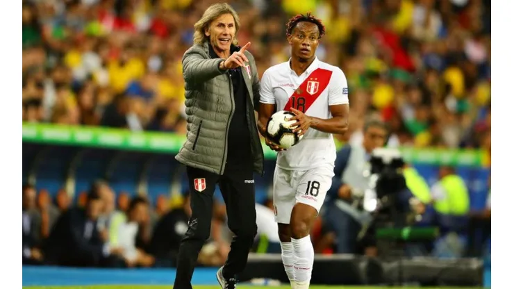 Carrillo está en cuarentena al dar positivo a covid-19.